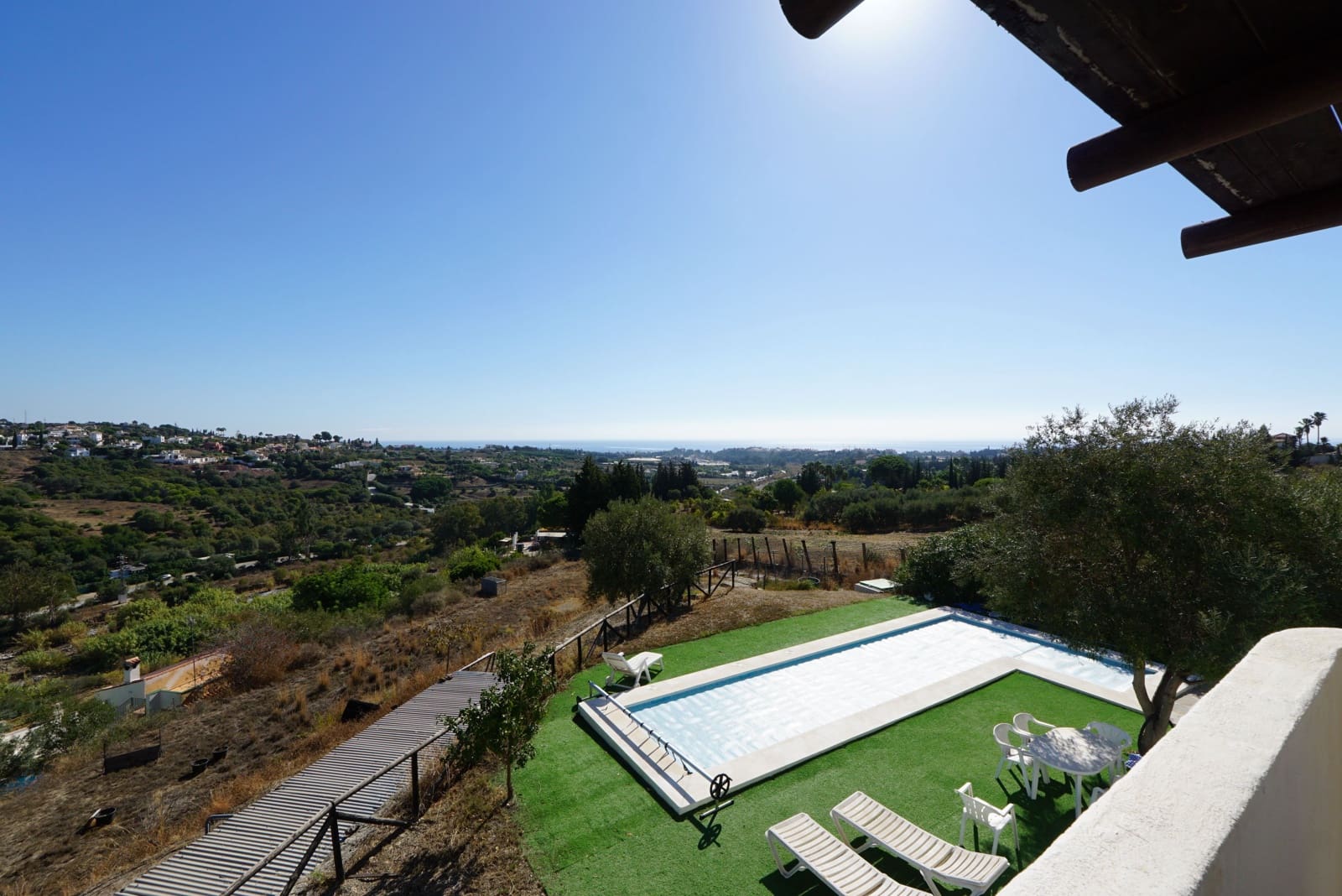 4 bedroom Finca/Country House for sale in Estepona with pool garage - € 1,199,000 (Ref: 10158460)