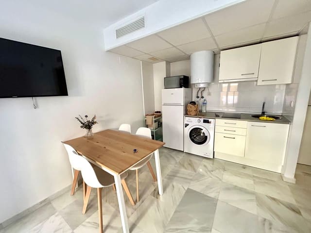 1 slaapkamer Studio te koop in La Trinidad, Málaga stad met garage - € 260.000 (Ref: 10160268)