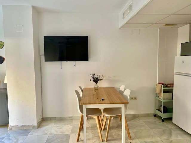 1 slaapkamer Studio te koop in La Trinidad, Málaga stad met garage - € 260.000 (Ref: 10160268)
