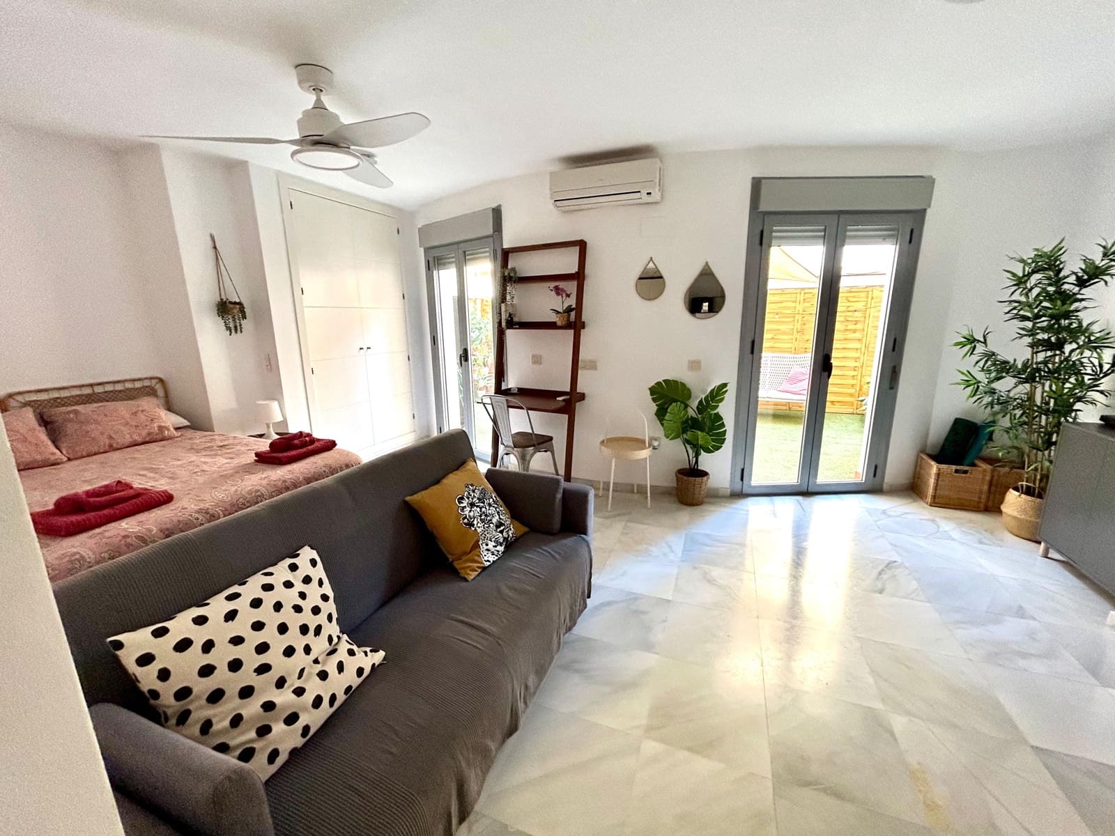 1 slaapkamer Studio te koop in Malaga stad met garage - € 260.000 (Ref: 10160268)