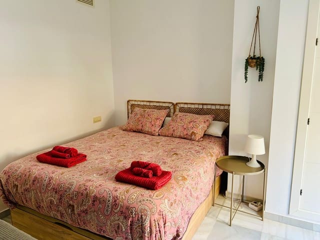 1 slaapkamer Studio te koop in La Trinidad, Málaga stad met garage - € 260.000 (Ref: 10160268)
