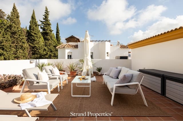 3 slaapkamer Appartement te koop in Benalmádena pueblo, Benalmádena met zwembad garage - € 549.000 (Ref: 10160273)