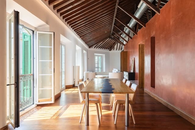 3 sovrum Takvåning till salu i Centro Historico, Málaga stad - 2 600 000 € (Ref: 10160531)