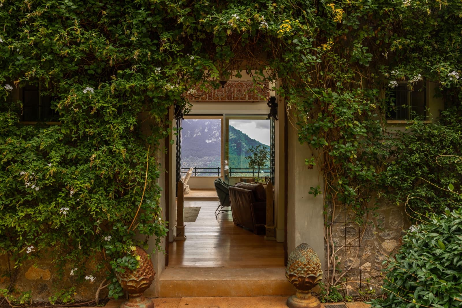 5 soverom Hus til salgs i Valldemosa med svømmebasseng garasje - € 3 500 000 (Ref: 10165440)