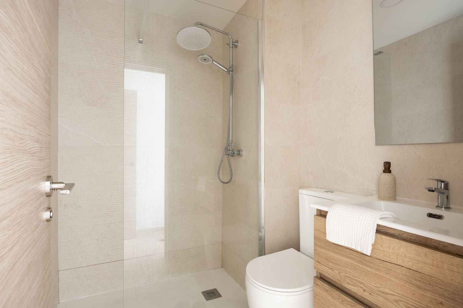 4 soveværelse Lejlighed til salg i Malaga by - € 480.000 (Ref: 10167440)