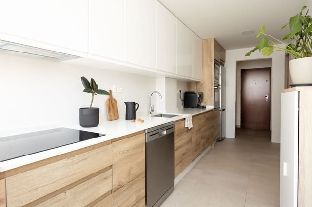 4 soveværelse Lejlighed til salg i La Trinidad, Málaga by - € 480.000 (Ref: 10167440)