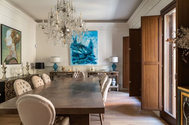 4 soverom Hus til salgs i Centro, Málaga by med svømmebasseng garasje - € 4 500 000 (Ref: 10168970)