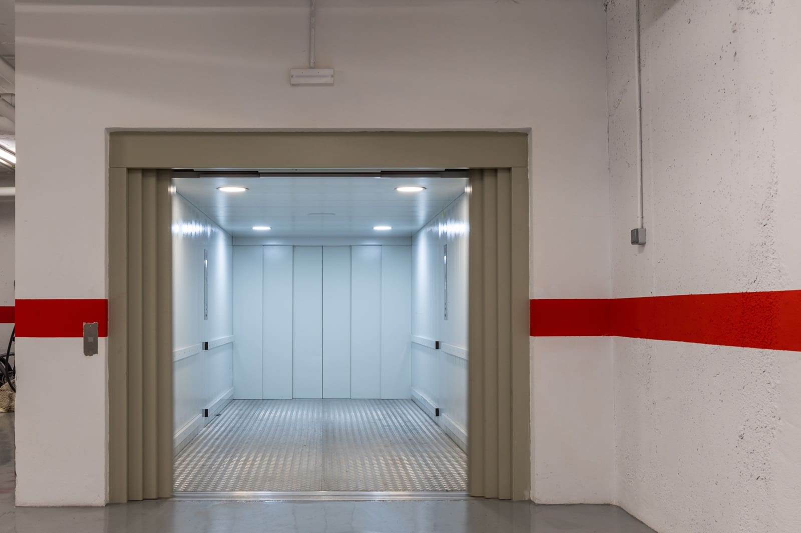 4 sypialnia Dom na sprzedaż w Miasto Malaga z basenem garażem - 4 500 000 € (Ref: 10168970)