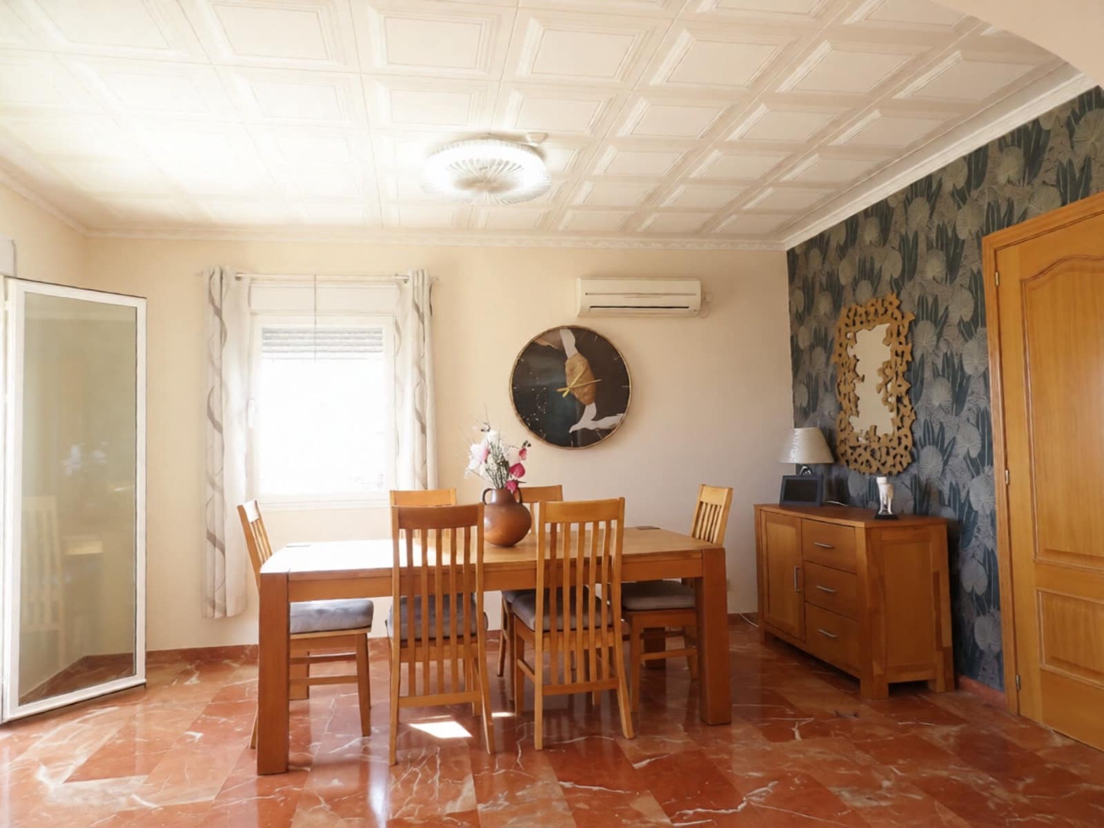 5 bedroom Villa for sale in Coin with pool garage - € 699,000 (Ref: 10169267)