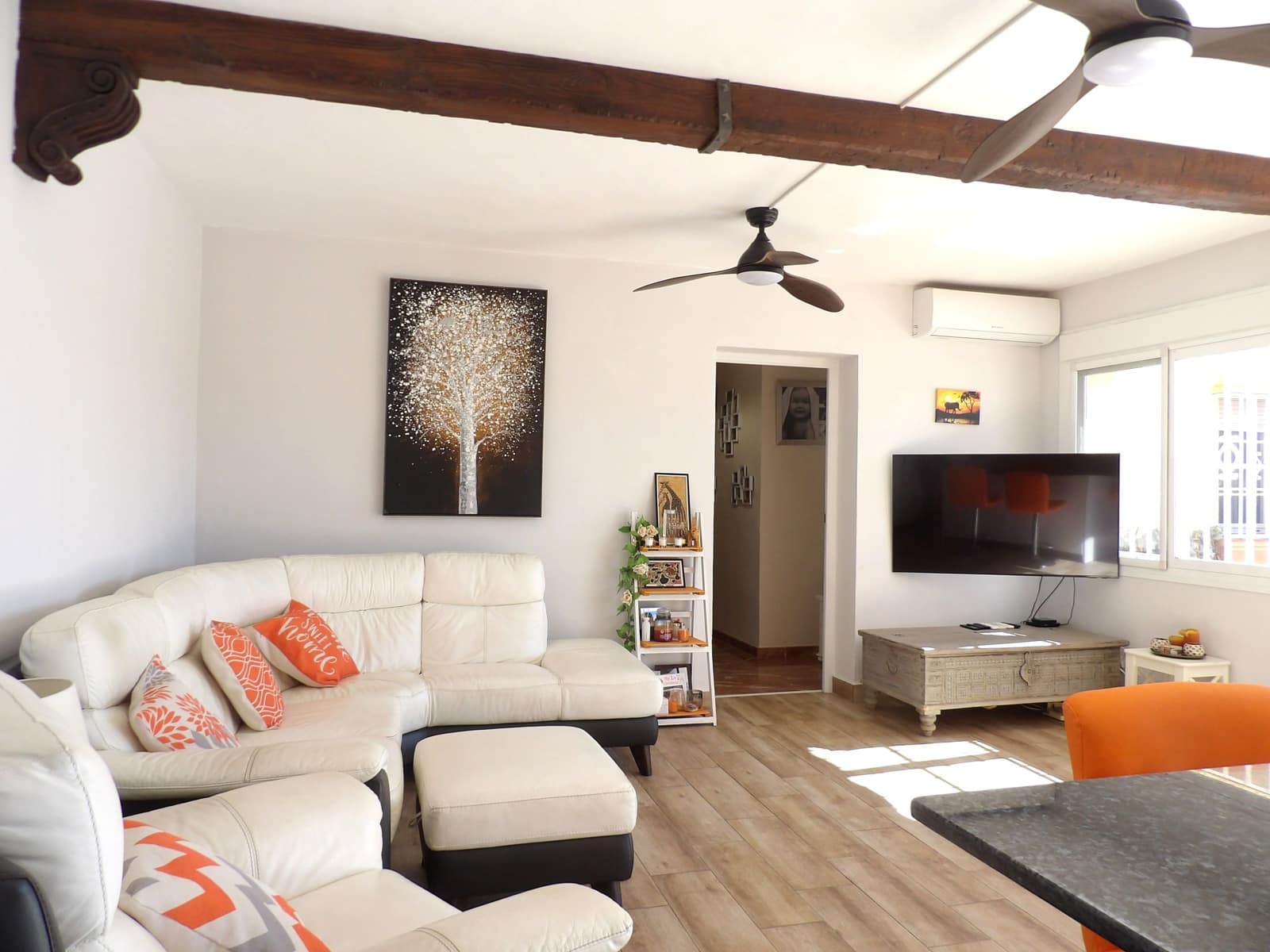 5 bedroom Villa for sale in Coin with pool garage - € 699,000 (Ref: 10169267)