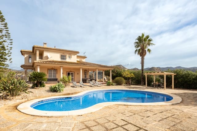 7 soveværelse Byhus til salg i Almogía med swimmingpool garage - € 1.350.000 (Ref: 10170230)