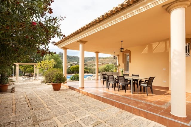 7 soveværelse Byhus til salg i Almogía med swimmingpool garage - € 1.350.000 (Ref: 10170230)