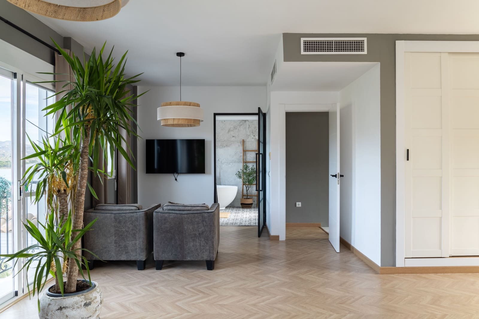 7 quarto Casa em Banda para venda em Vinuela com piscina garagem - 1 675 000 € (Ref: 10179692)