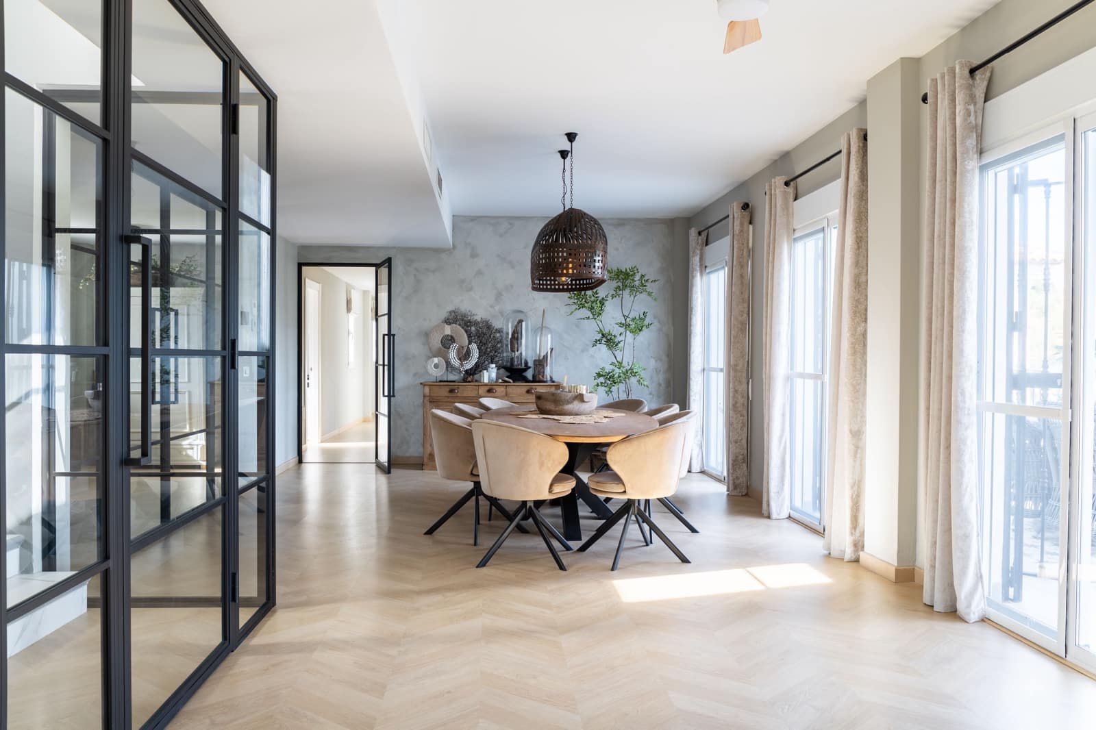 7 quarto Casa em Banda para venda em Vinuela com piscina garagem - 1 675 000 € (Ref: 10179692)