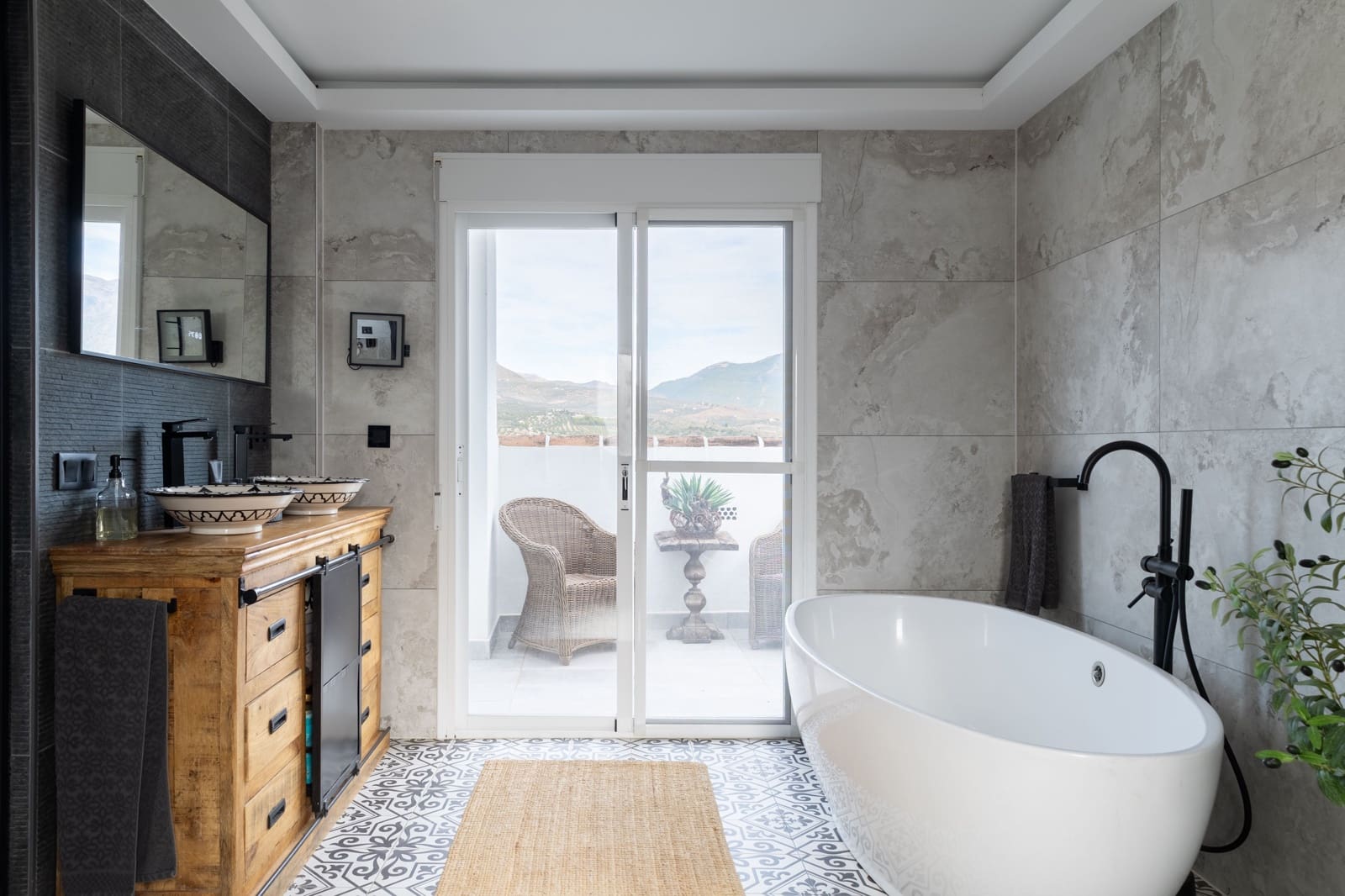 7 quarto Casa em Banda para venda em Vinuela com piscina garagem - 1 675 000 € (Ref: 10179692)