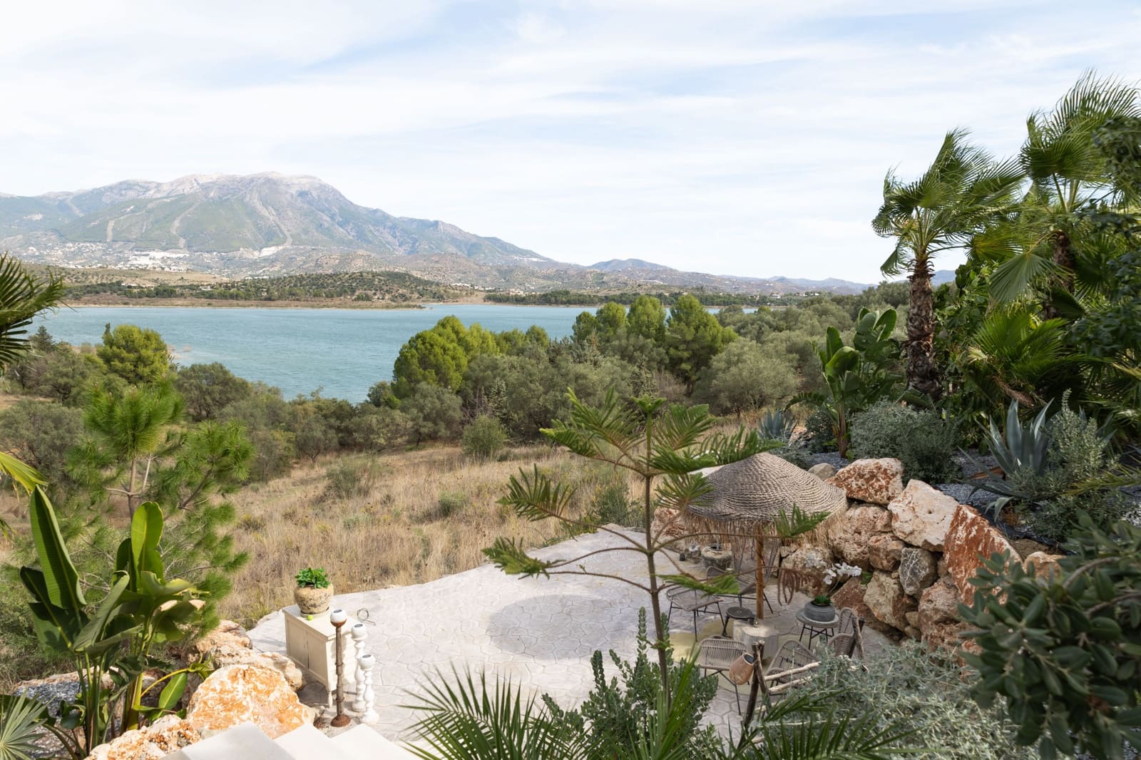 7 quarto Casa em Banda para venda em Vinuela com piscina garagem - 1 675 000 € (Ref: 10179692)