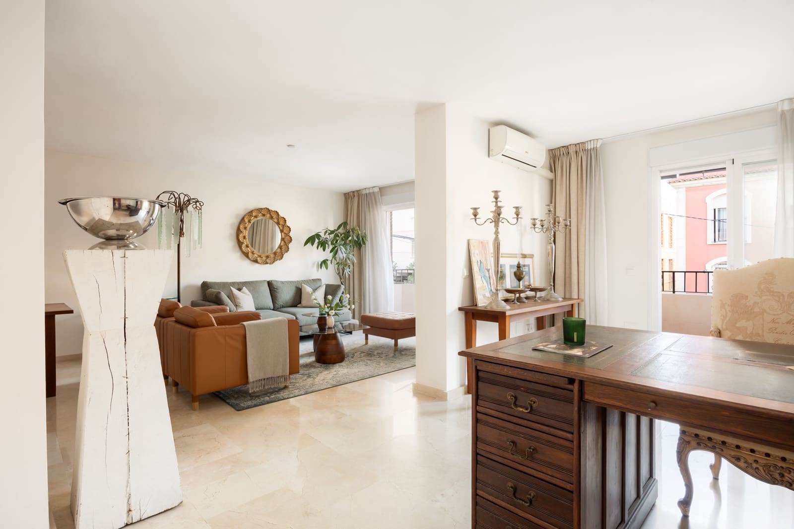 4 bedroom Apartment for sale in Malaga city with garage - € 695,000 (Ref: 10180921)