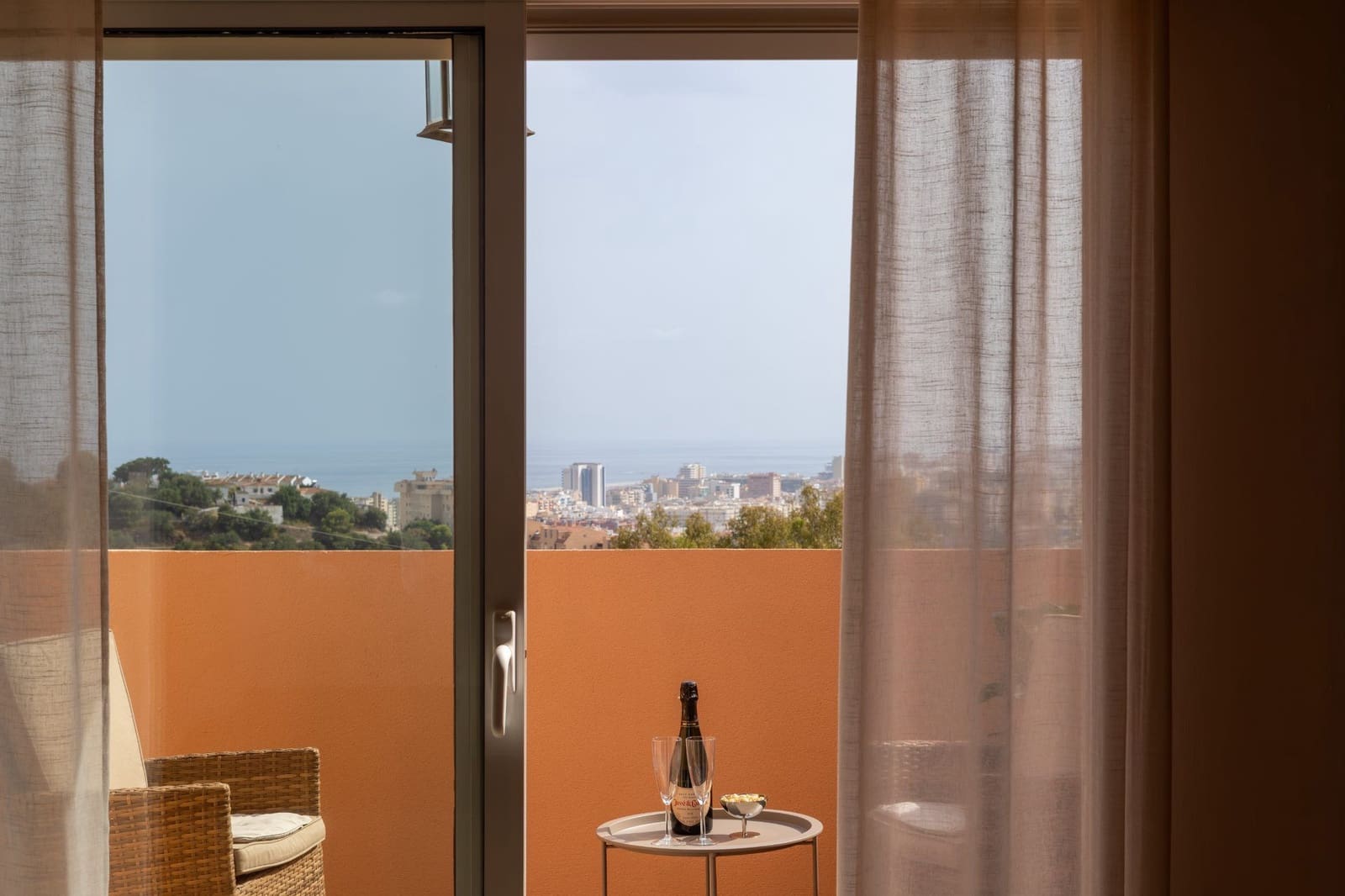2 soverom Leilighet til salgs i Fuengirola med svømmebasseng garasje - € 359 000 (Ref: 10181969)