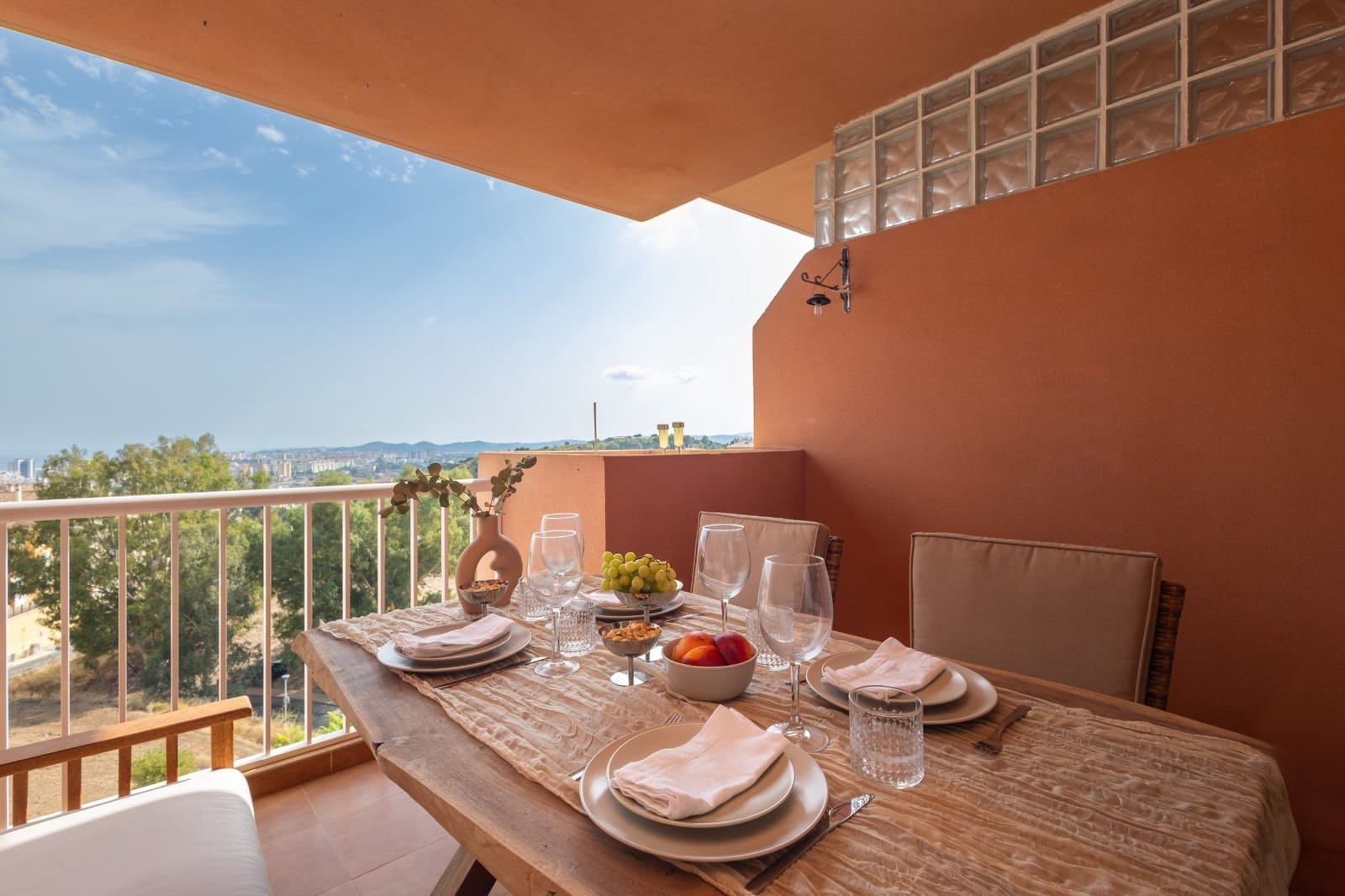 2 soverom Leilighet til salgs i Fuengirola med svømmebasseng garasje - € 359 000 (Ref: 10181969)