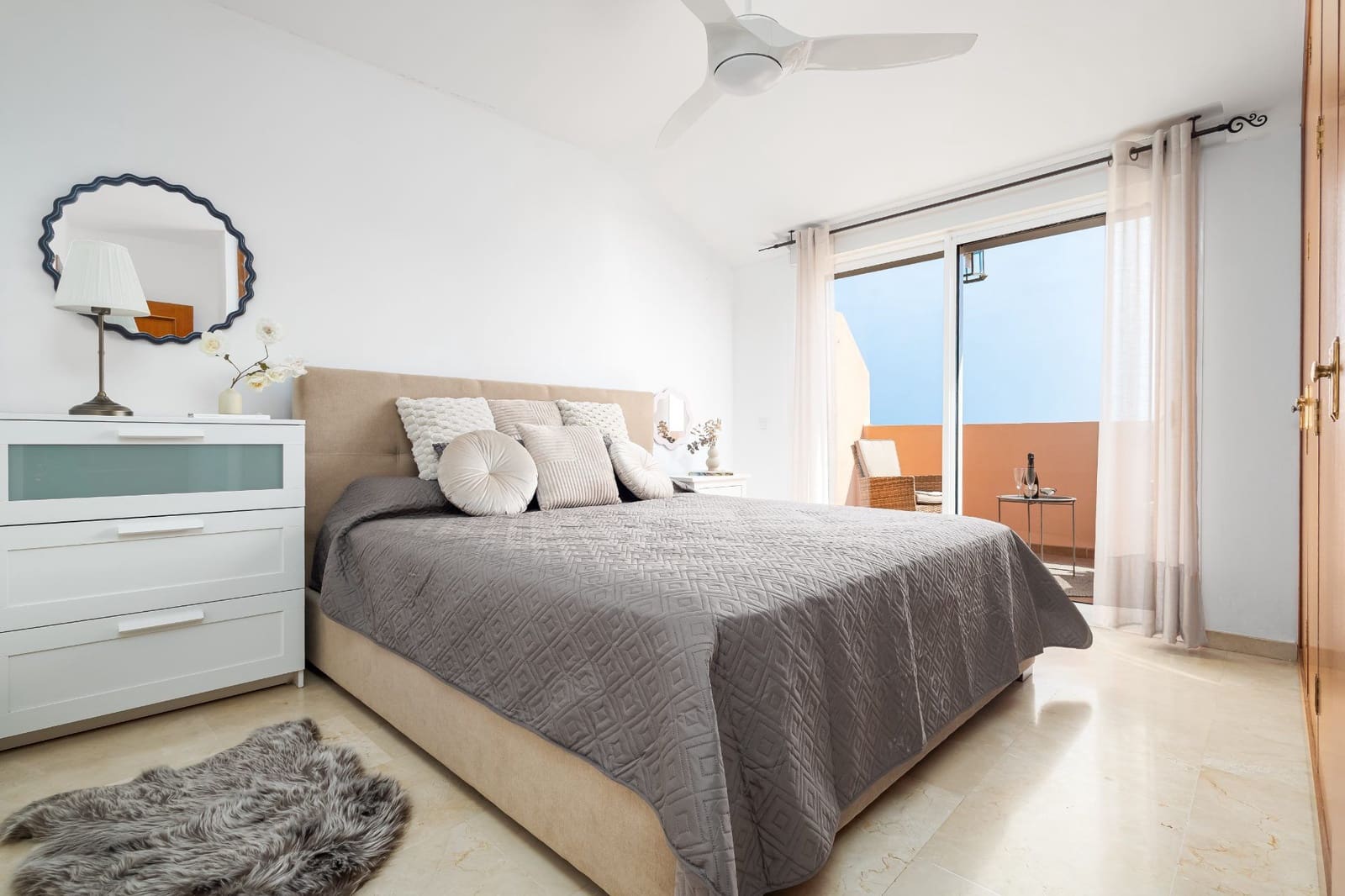 2 soverom Leilighet til salgs i Fuengirola med svømmebasseng garasje - € 359 000 (Ref: 10181969)