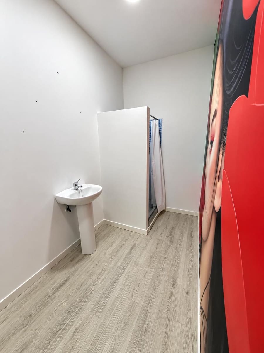 4 soverom Kommersiell til leie i Fuengirola - € 1 500 (Ref: 10183255)