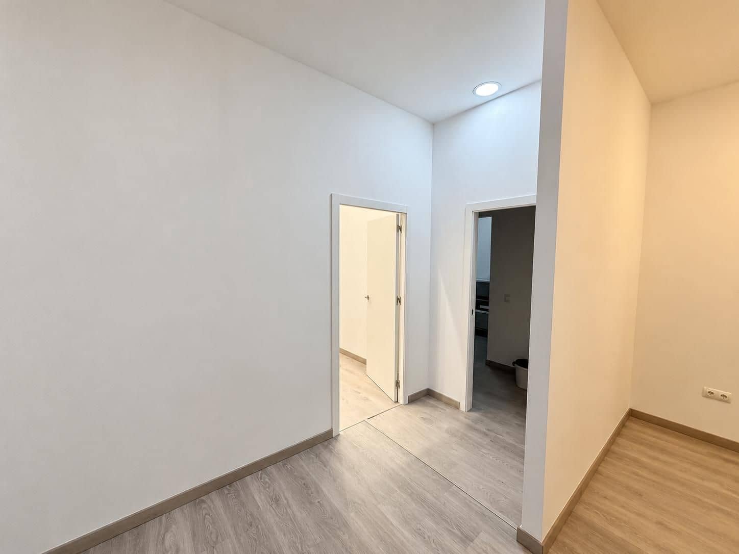4 soverom Kommersiell til leie i Fuengirola - € 1 500 (Ref: 10183255)