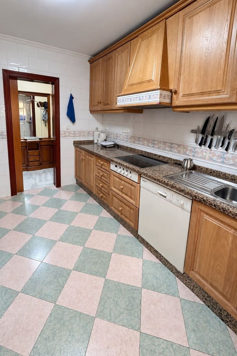 3 sovrum Lägenhet till salu i Fuengirola med garage - 437 000 € (Ref: 10183480)
