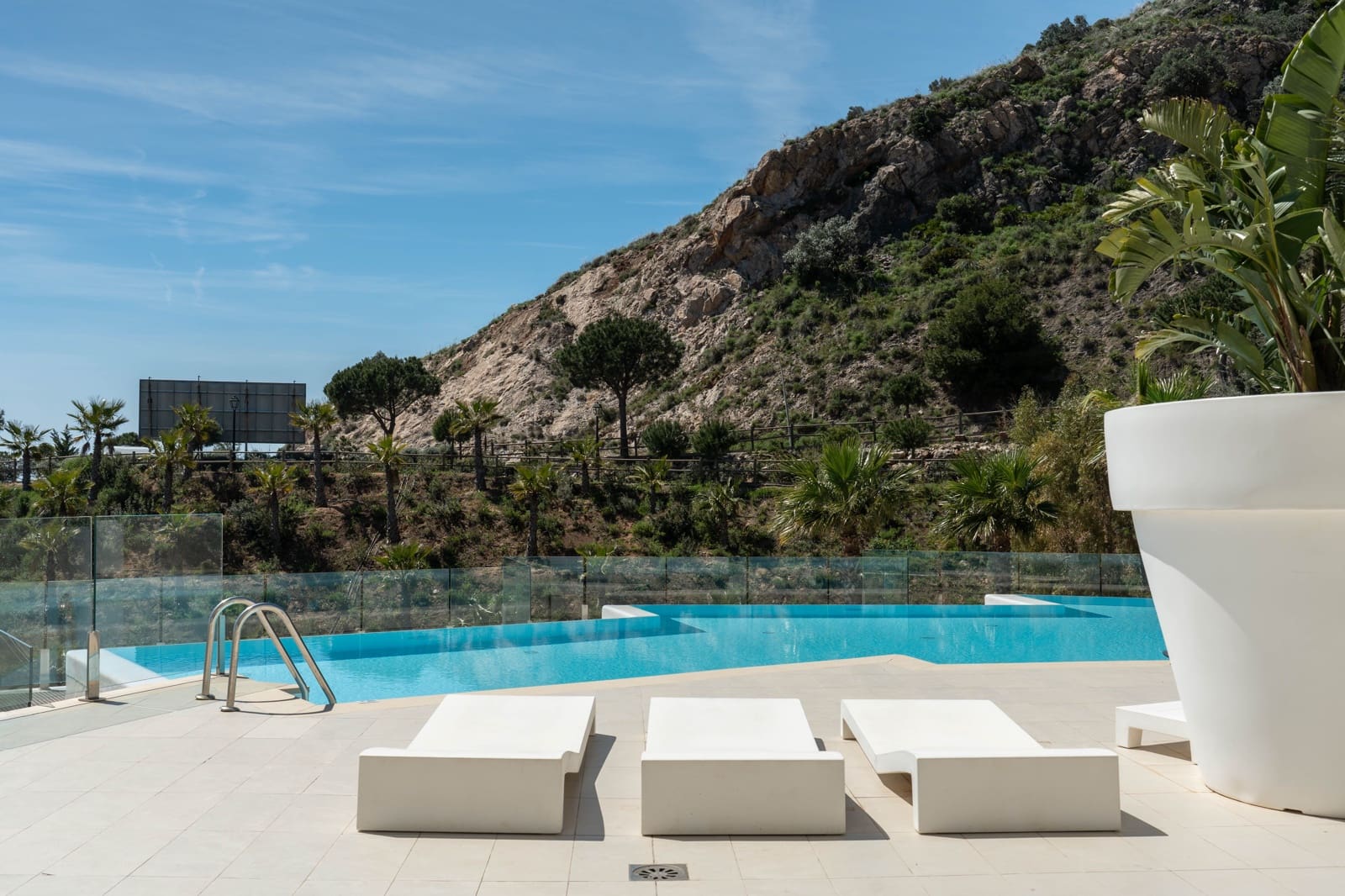 3 soverom Leilighet til salgs i Benalmadena med svømmebasseng garasje - € 1 195 000 (Ref: 10185948)