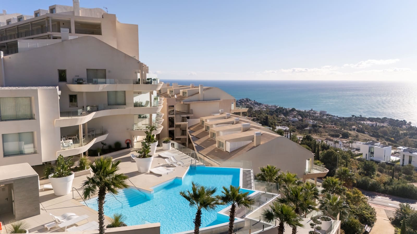 3 soverom Leilighet til salgs i Benalmadena med svømmebasseng garasje - € 1 195 000 (Ref: 10185948)