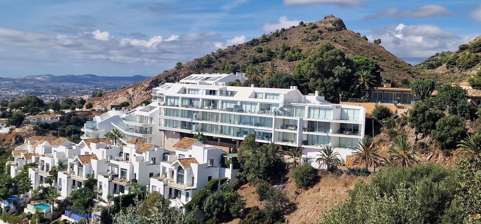 3 soverom Leilighet til salgs i Benalmadena med svømmebasseng garasje - € 1 195 000 (Ref: 10185948)