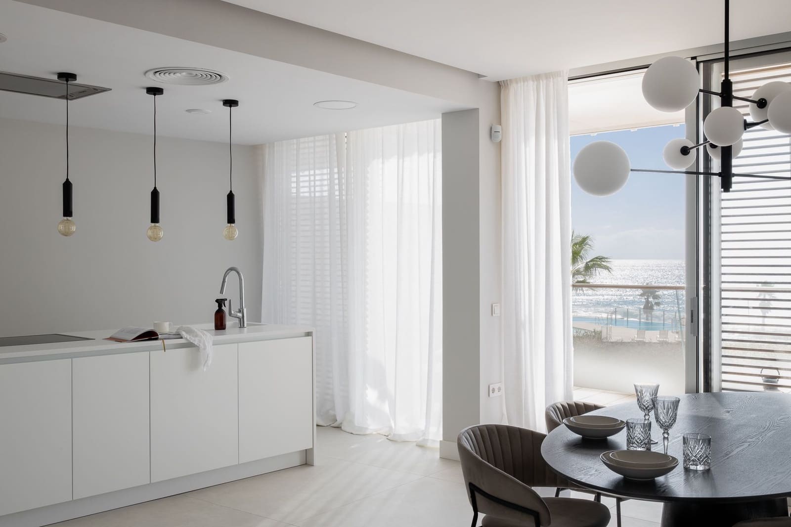 3 Zimmer Apartment zu verkaufen in Estepona mit Pool - 1.322.000 € (Ref: 5547443)