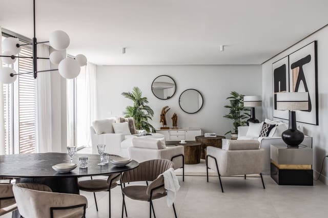 3 bedroom Apartment for sale in Bahía Dorada, Estepona with pool - € 1,322,000 (Ref: 5547443)