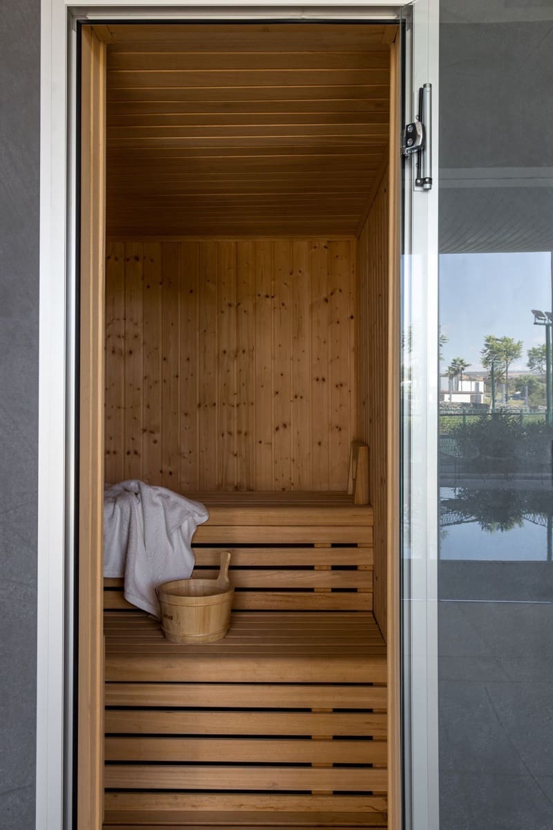 3 Zimmer Apartment zu verkaufen in Estepona mit Pool - 1.322.000 € (Ref: 5547443)