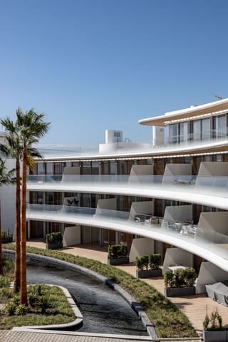 4 Zimmer Apartment zu verkaufen in Bahía Dorada, Estepona mit Pool - 1.342.000 € (Ref: 5547445)