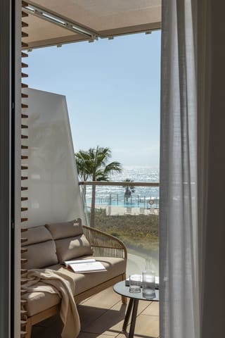 4 Zimmer Apartment zu verkaufen in Bahía Dorada, Estepona mit Pool - 1.342.000 € (Ref: 5547445)