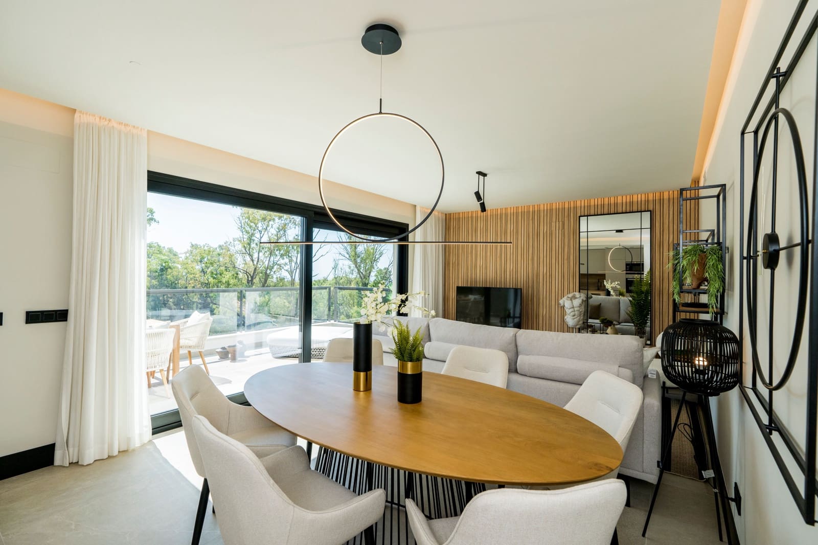 3 soveværelse Penthouse til salg i Marbella med swimmingpool - € 950.000 (Ref: 6606487)