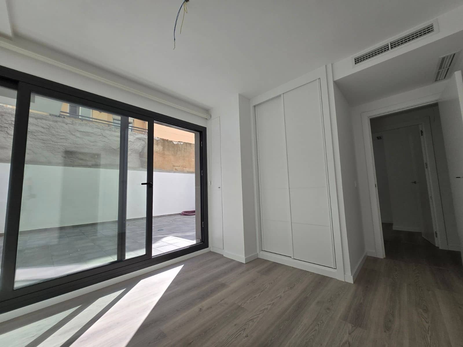 2 bedroom Apartment for sale in Benalmadena with pool - € 339,995 (Ref: 6678312)