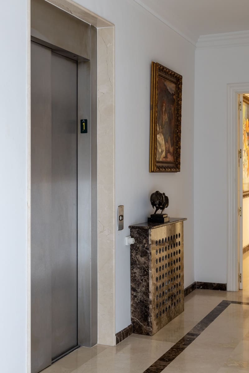 13 sypialnia Willa na sprzedaż w Alhaurin el Grande z basenem - 2 850 000 € (Ref: 6737912)