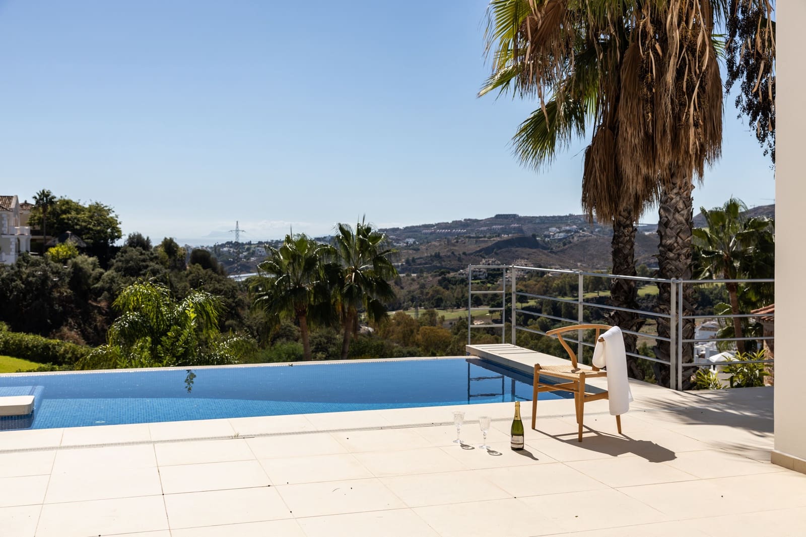 4 soveværelse Villa til salg i Benahavis med swimmingpool - € 2.200.000 (Ref: 6767646)