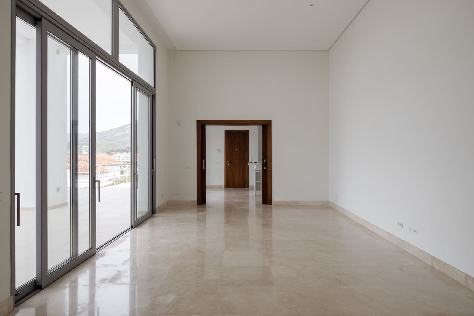 4 soveværelse Villa til salg i Benahavis med swimmingpool - € 2.200.000 (Ref: 6767646)