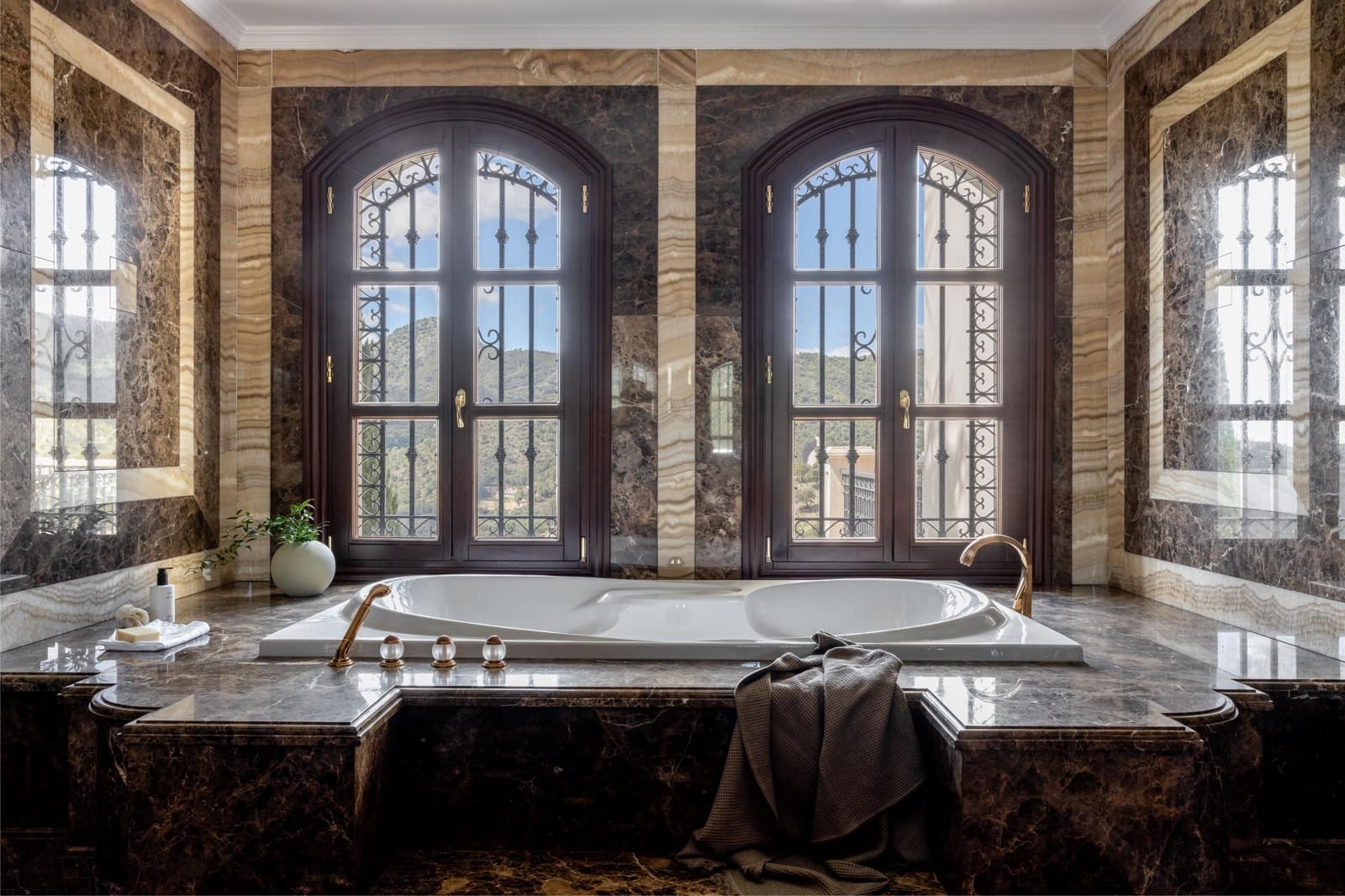 10 soveværelse Villa til salg i Benahavis med swimmingpool - € 11.800.000 (Ref: 6794291)