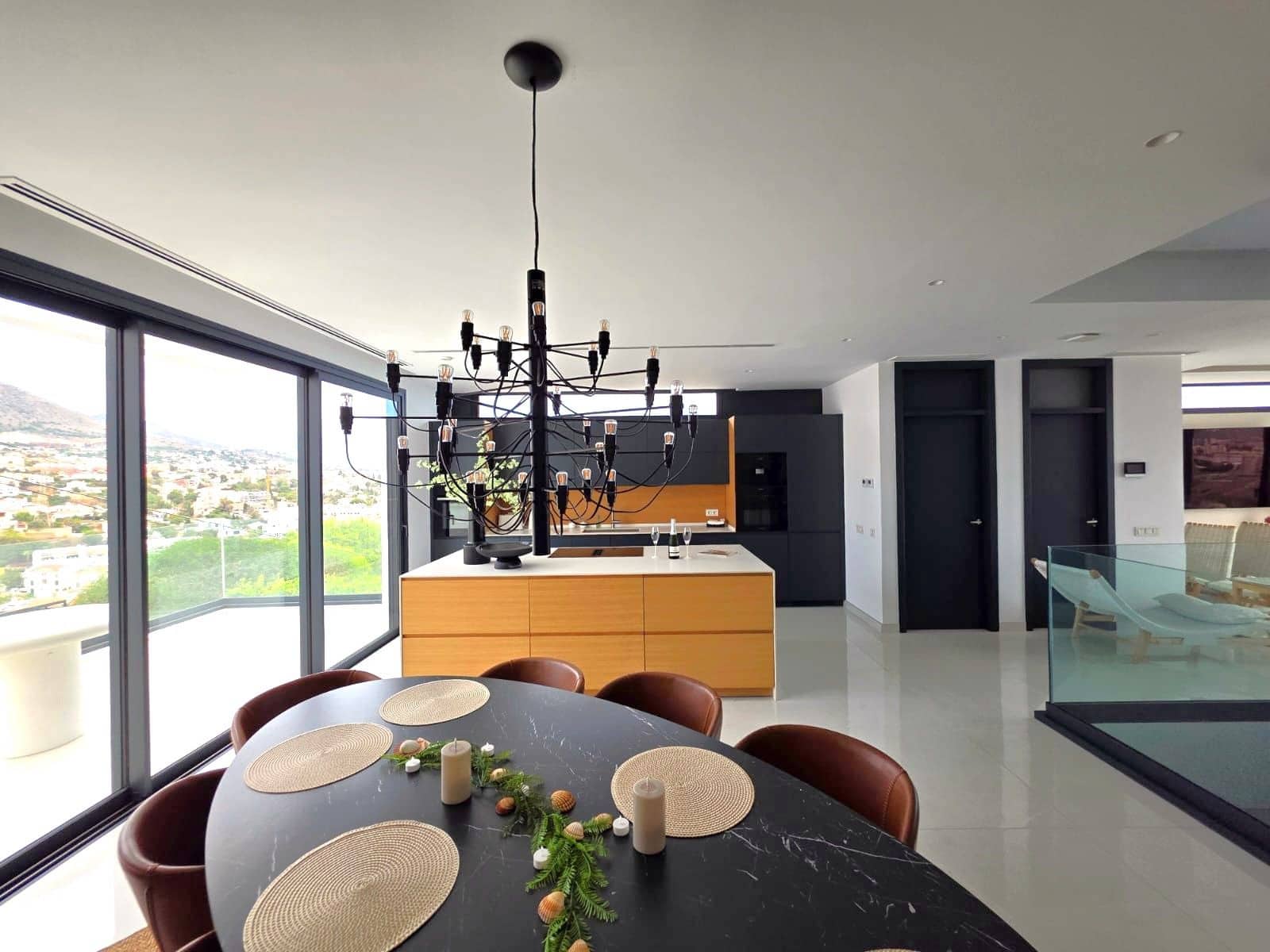 4 soveværelse Semi-Rækkehus til salg i Fuengirola med swimmingpool - € 1.460.000 (Ref: 7030336)