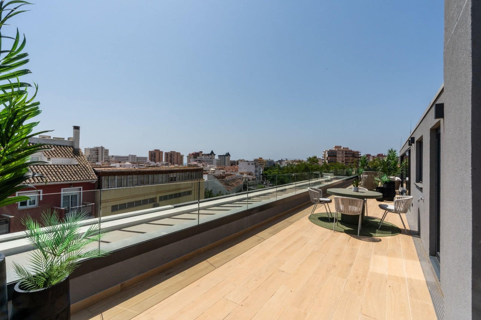 3 sypialnia Penthouse na sprzedaż w Fuengirola z basenem - 1 550 000 € (Ref: 7218964)