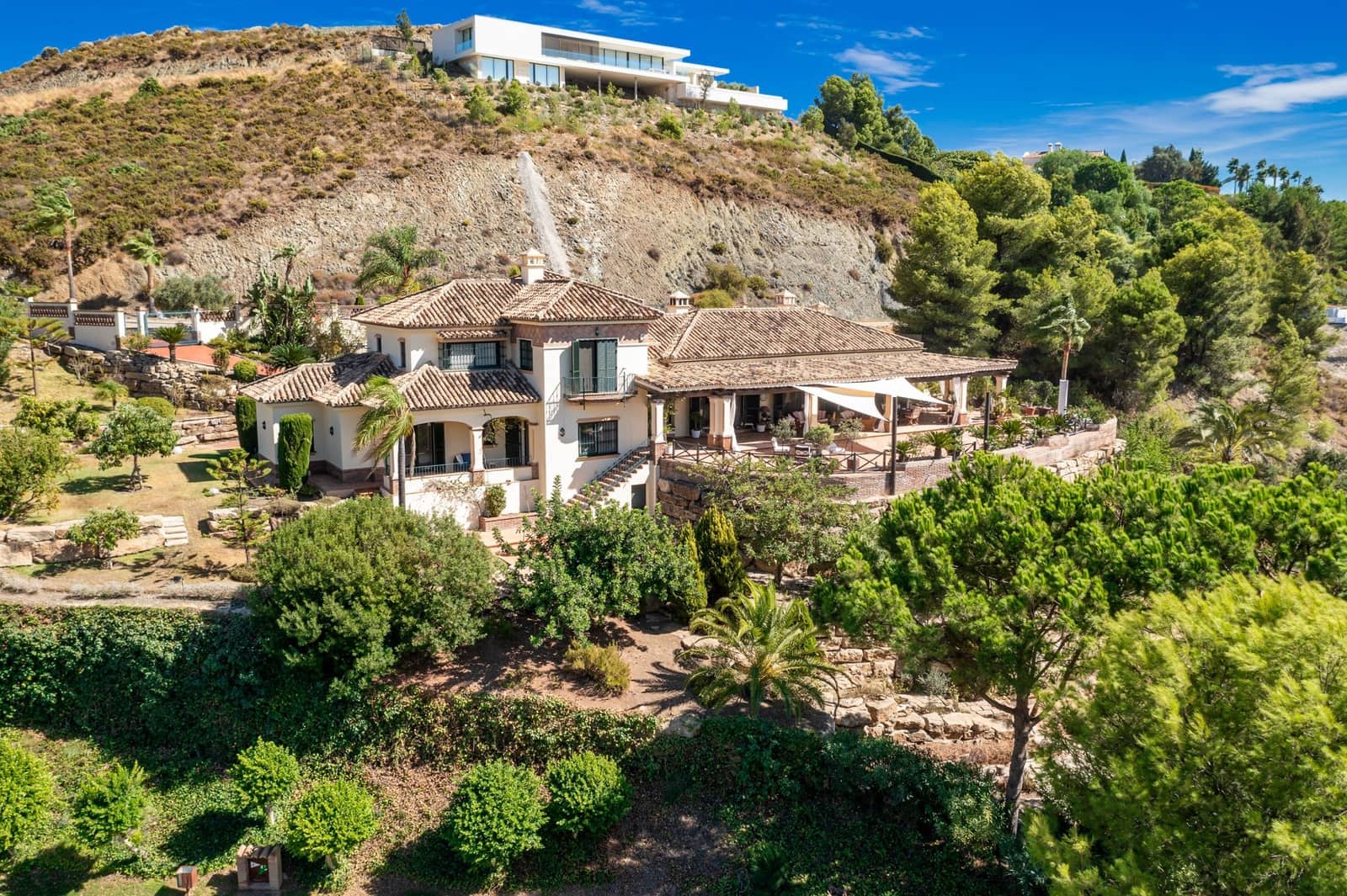 4 soveværelse Villa til salg i Benahavis med swimmingpool - € 3.250.000 (Ref: 7255357)