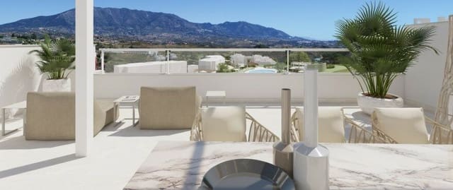 2 bedroom Apartment for sale in Mijas Costa, Mijas with pool - € 450,000 (Ref: 7356585)