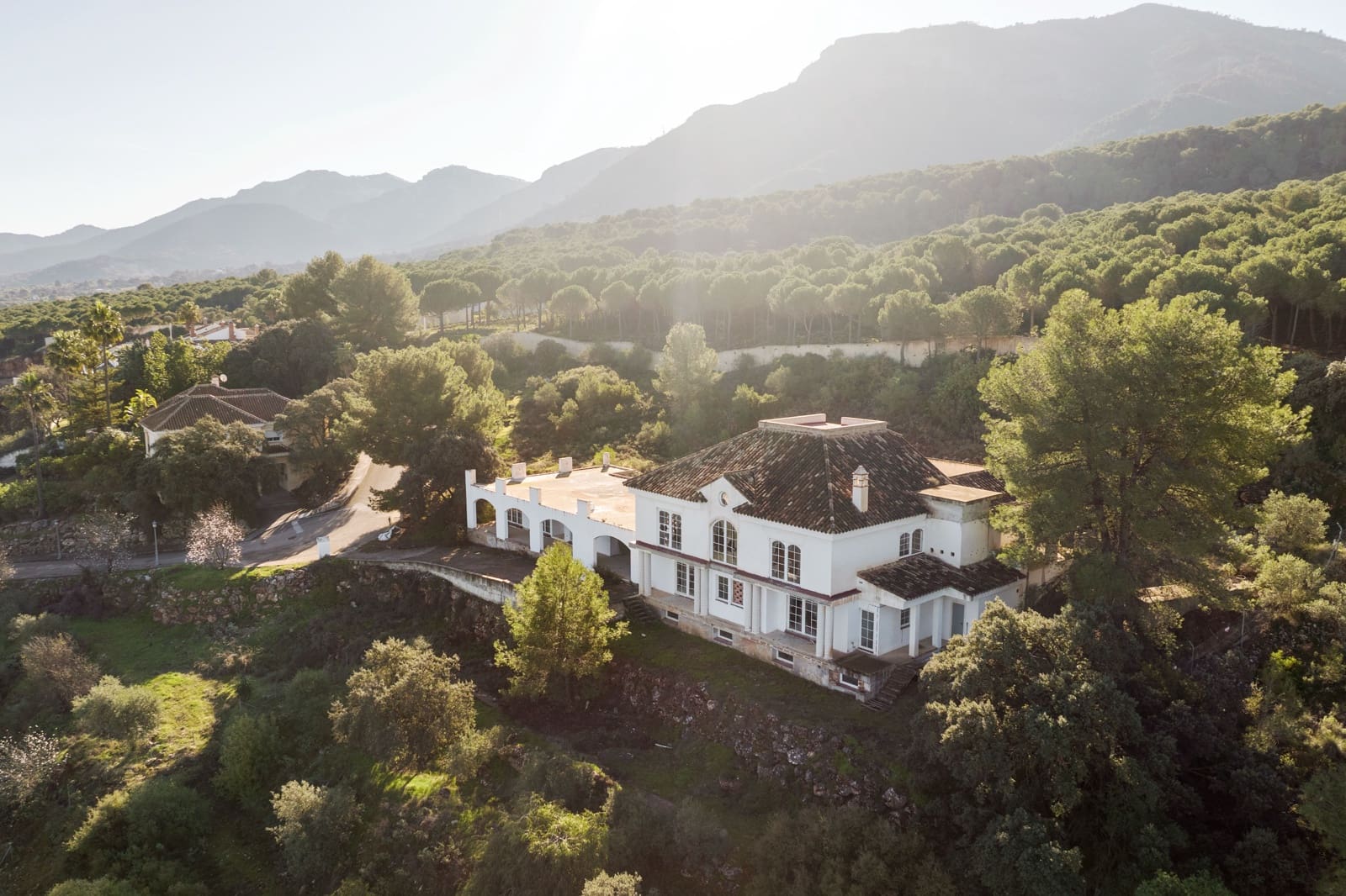9 slaapkamer Villa te koop in Alhaurin el Grande met zwembad - € 875.000 (Ref: 7367198)