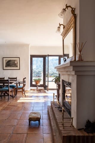 7 soveværelse Villa til salg i Torrox Pueblo, Torrox med swimmingpool - € 880.000 (Ref: 7470591)