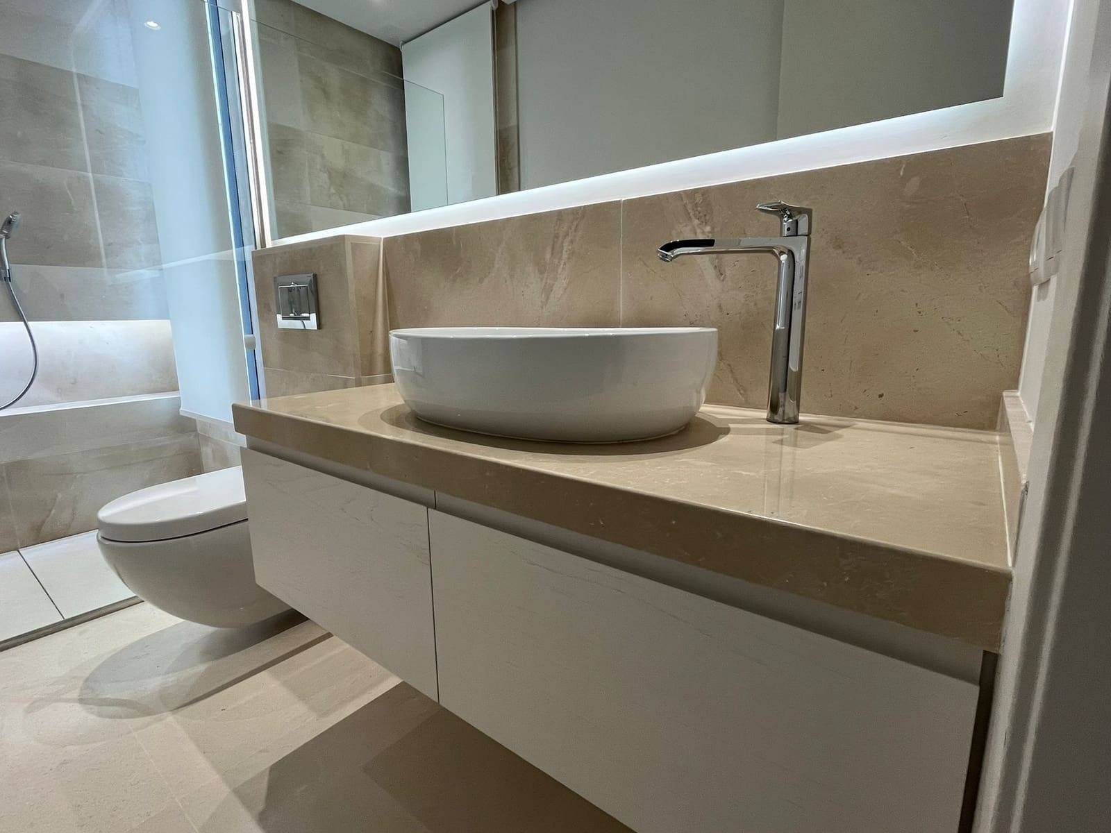 4 soveværelse Villa til salg i Estepona med swimmingpool - € 2.200.000 (Ref: 7527262)