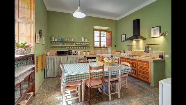 6 soverom Hus til salgs i Mancor de la Vall med svømmebasseng - € 1 250 000 (Ref: 7562037)