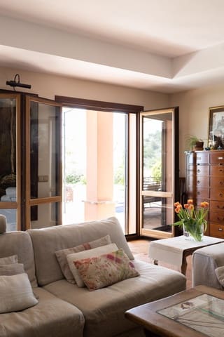 4 bedroom Villa for sale in Mijas Costa, Mijas with pool - € 2,900,000 (Ref: 7578152)